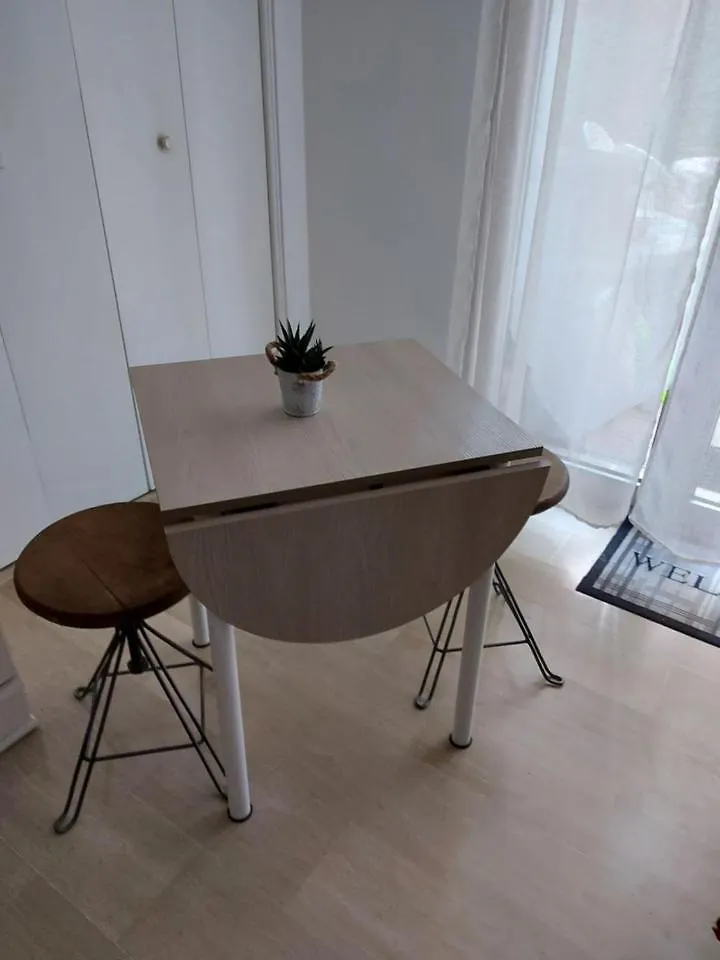 Studio Renove En Rez De Jardin Climatise Cannes 0*,  Fransa